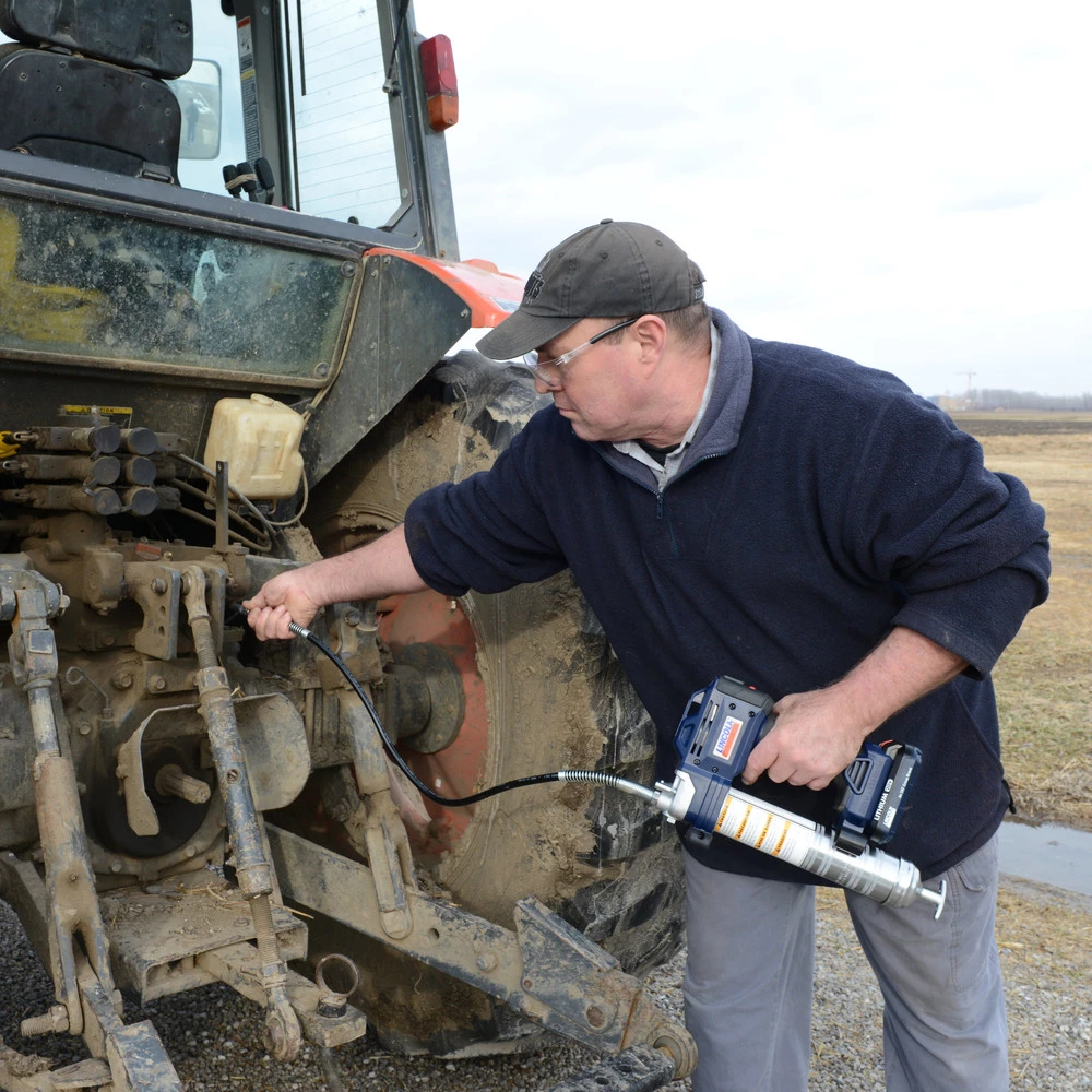 Lincoln Industrial 1882 20V Cordless Lithium-Ion PowerLuber Grease Gun 7 Lincoln Industrial 1882 20V Cordless Lithium-Ion PowerLuber Grease Gun - Image 7